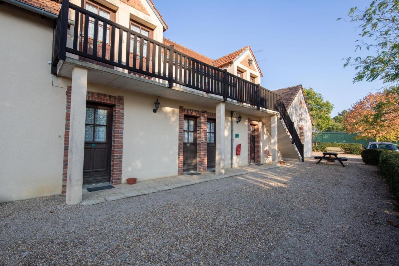 Auberge Du Tranchoir Nevoy ภายนอก รูปภาพ